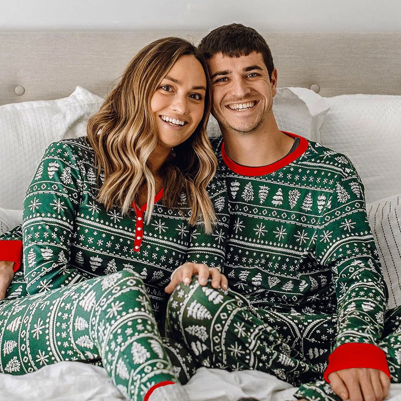 Green Christmas Matching Family Pajamas Sets BigBeryl