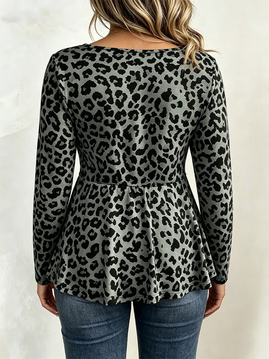 Slim-fit V-neck Leopard Print Top